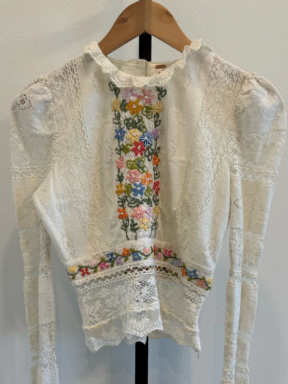 New Free People Garden Grace Lace Floral Embroidered Blouse XS Boho Cottagecore